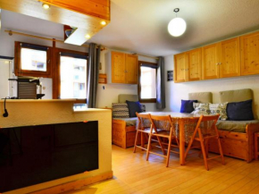 Charmant 2 pièces pour 5 pers. à 1 min. des pistes, balcon exposé Sud/Ouest, Wi-Fi et parking gratuit - FR-1-329-55